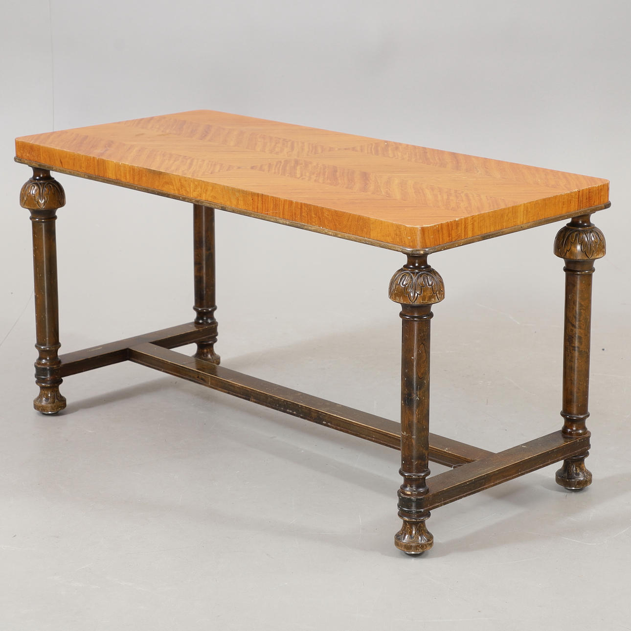 A birch coffee table, Art Deco, 1930s/40s.