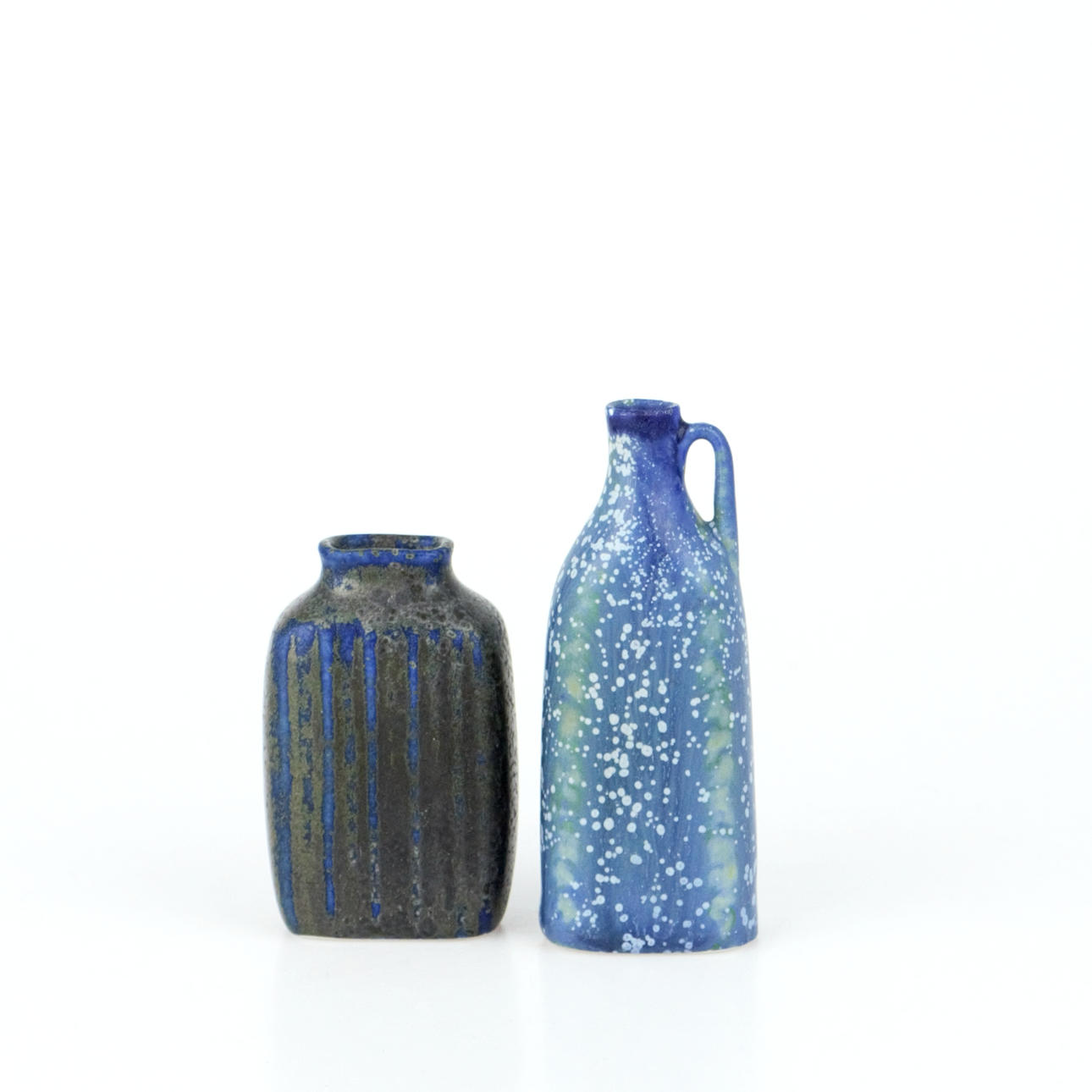 CARL-HARRY STÅLHANE. Two glazed stoneware miniatures, signed, Rörstrand.