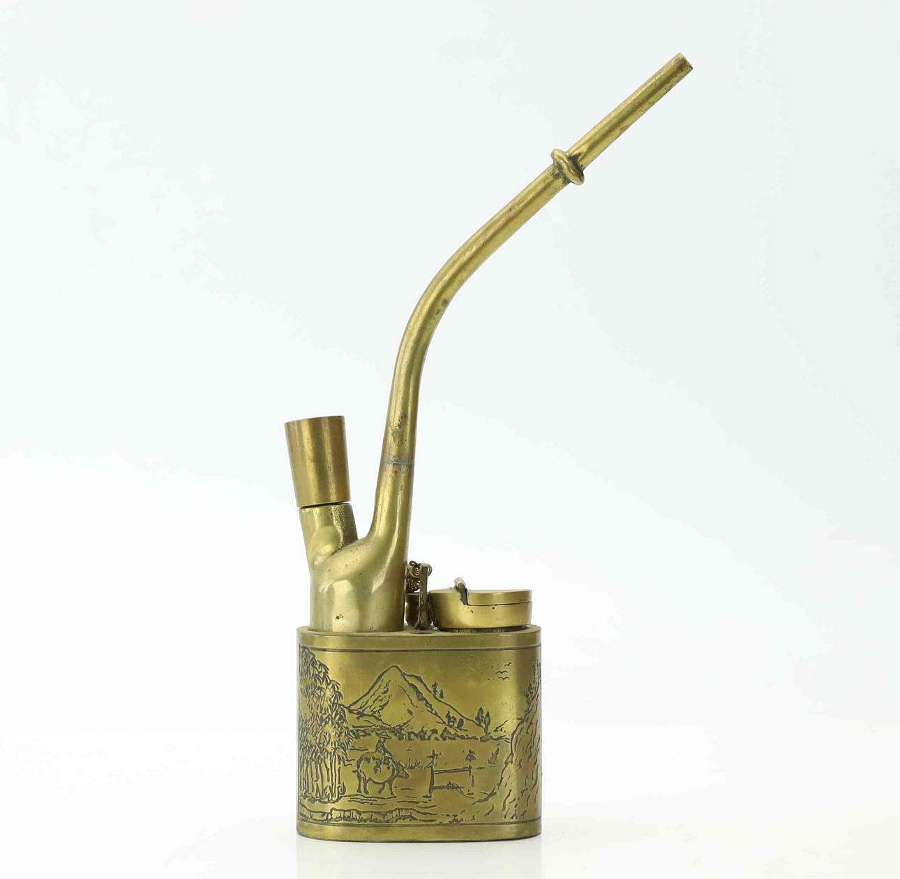 A Chinese opium pipe, 20th century.