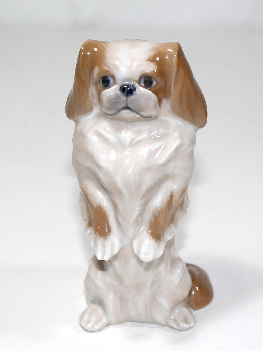 FIGURIN, porslin, hund, Royal Copenhagen.