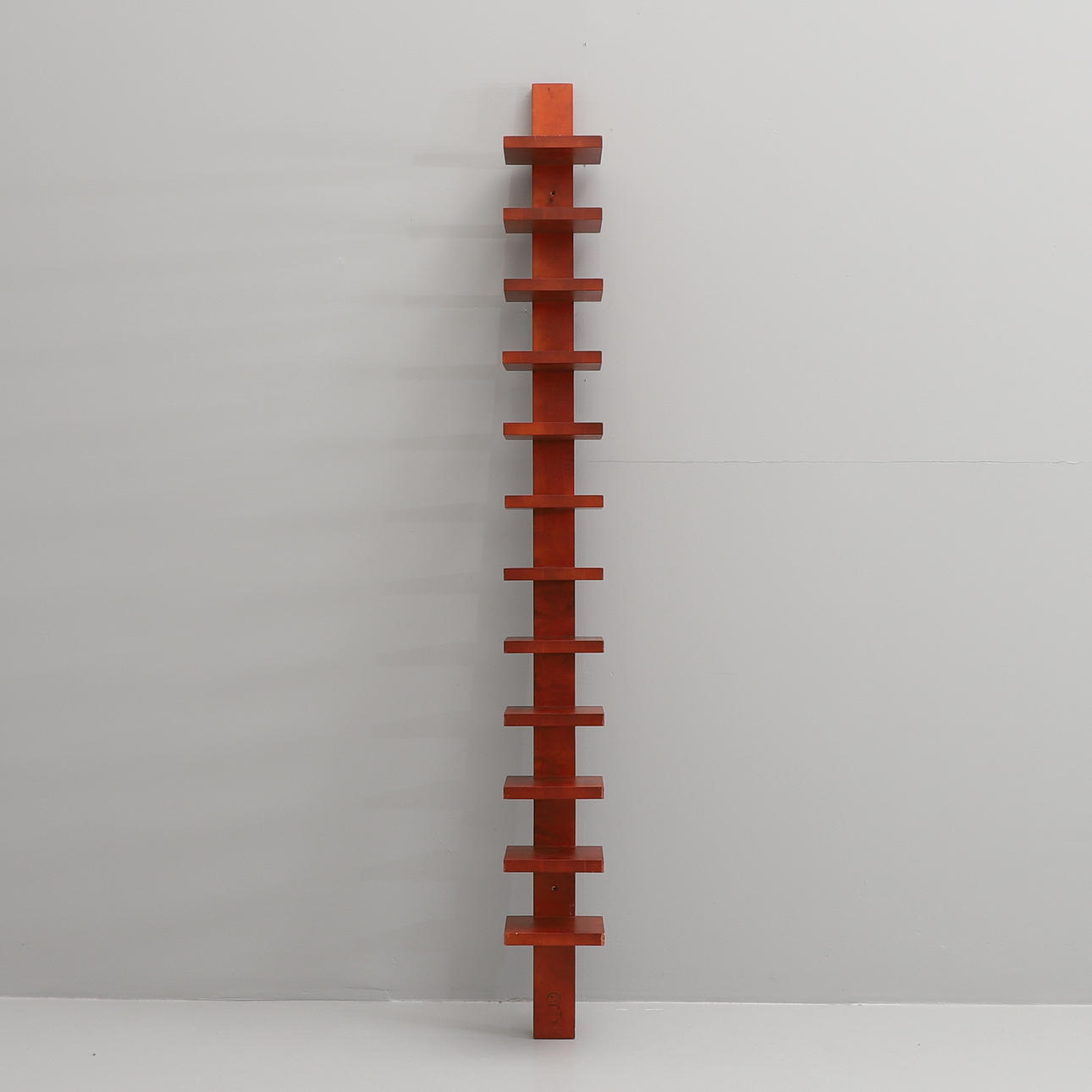 JOHN KANDELL. HYLLA, "Pilaster", Källemo.