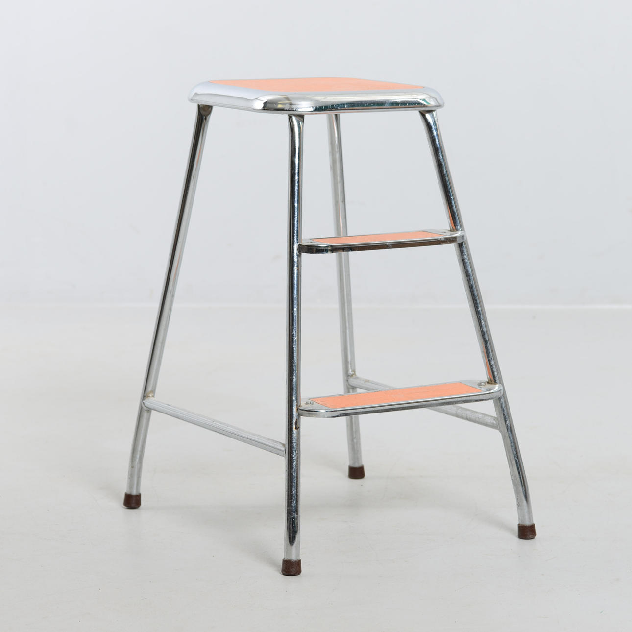 STEGPALL, AWAB, 1900-talets andra del.