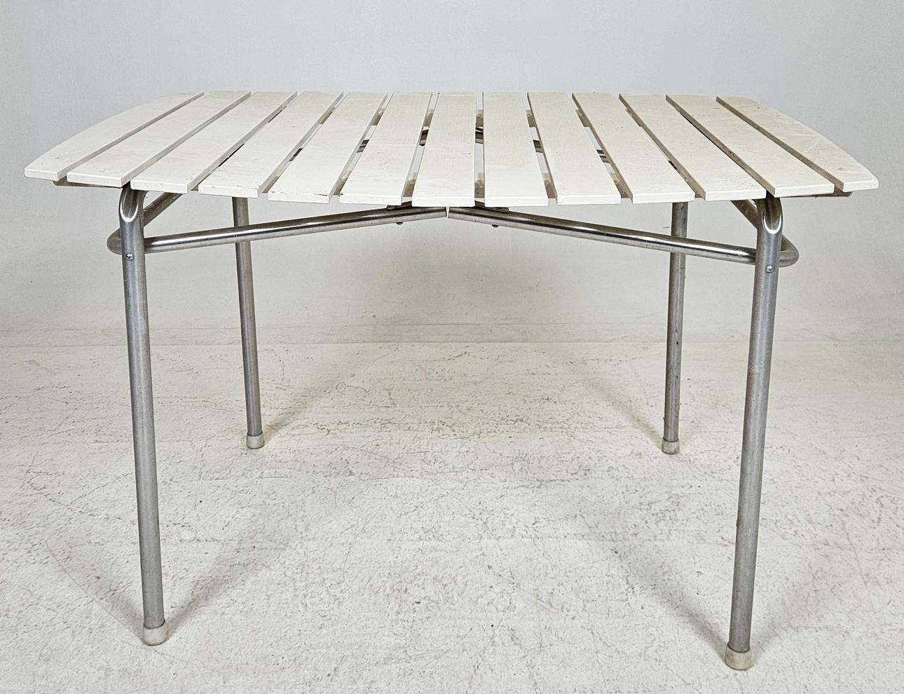 TRÄDGÅRDSBORD, 1900-talets andra hälft.