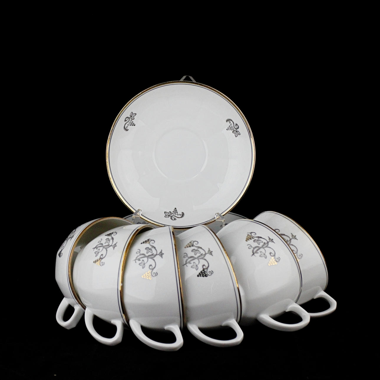 A 12-piece tea set, ALP, Lidköping.