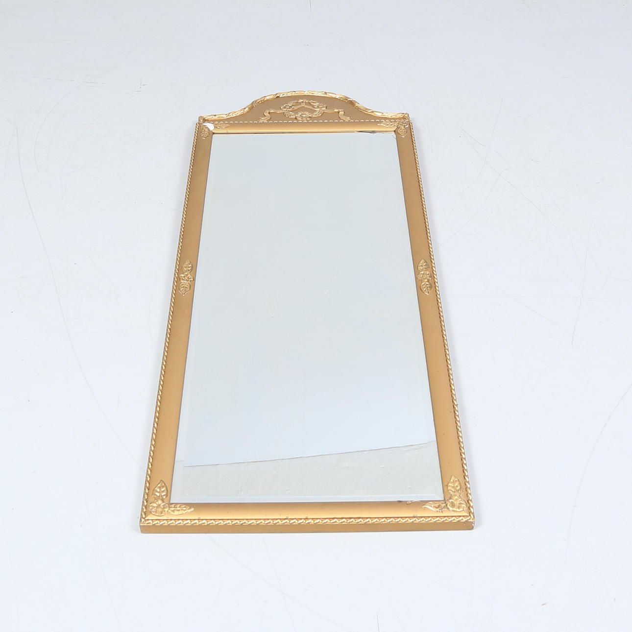 SPEGEL, bronserad, 1900-talets första hälft.