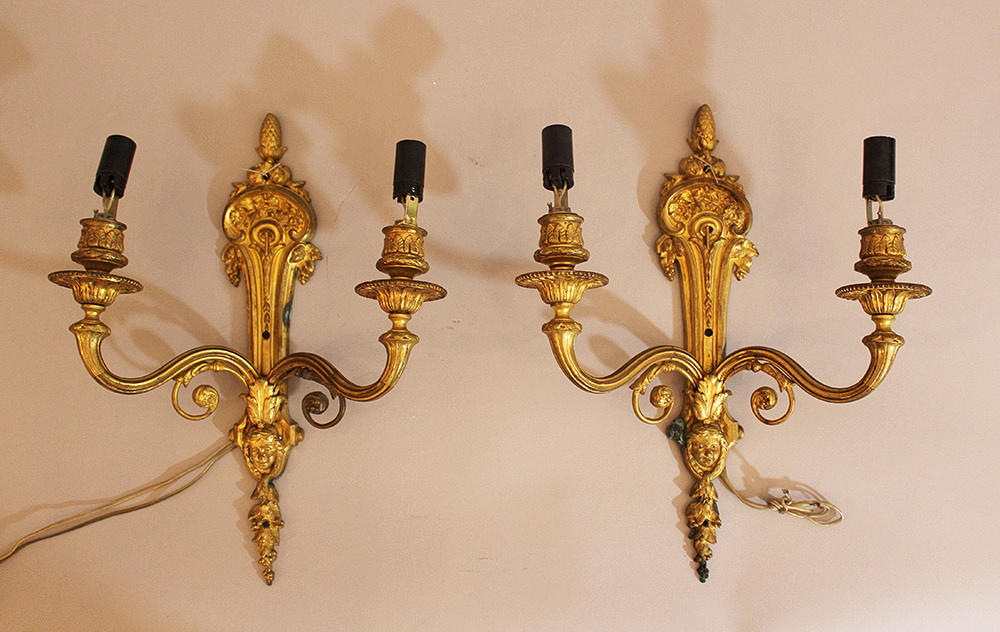 WANDAPPLIQUE, 2 bitar, Frankrike.