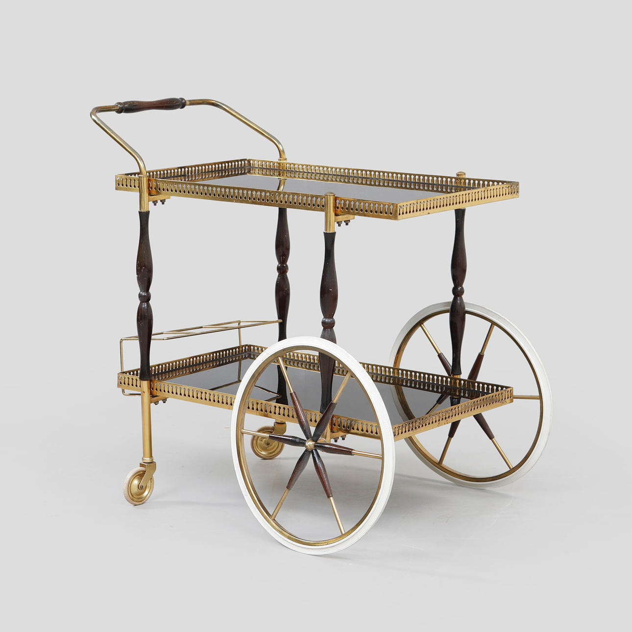 SERVERINGSVAGN, 1900-talets andra hälft.