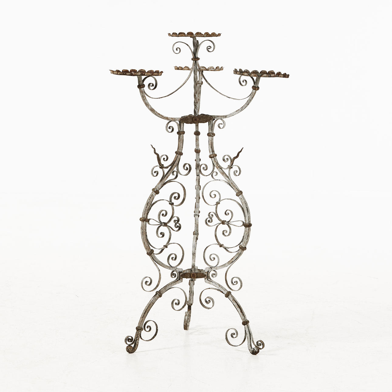 PIEDESTAL, omkring 1900, smide, 4 armar.