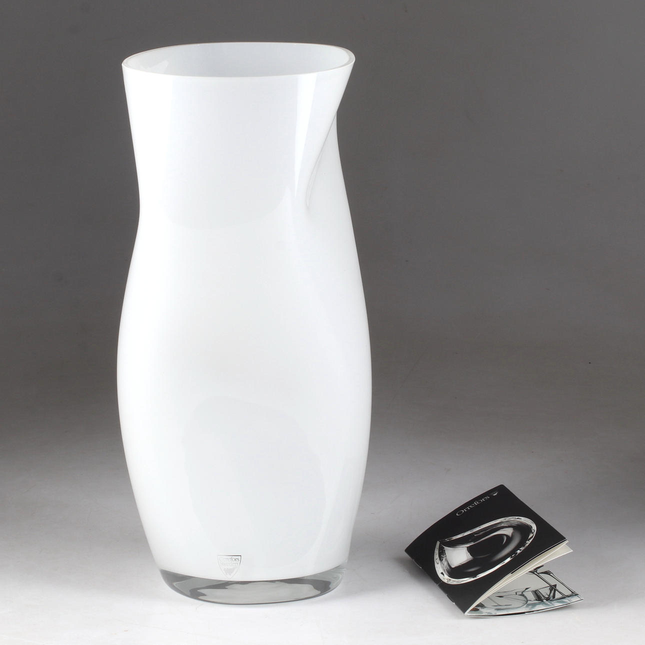 LENA BERGSTRÖM. Vas, "Squeeze", glas, Orrefors.