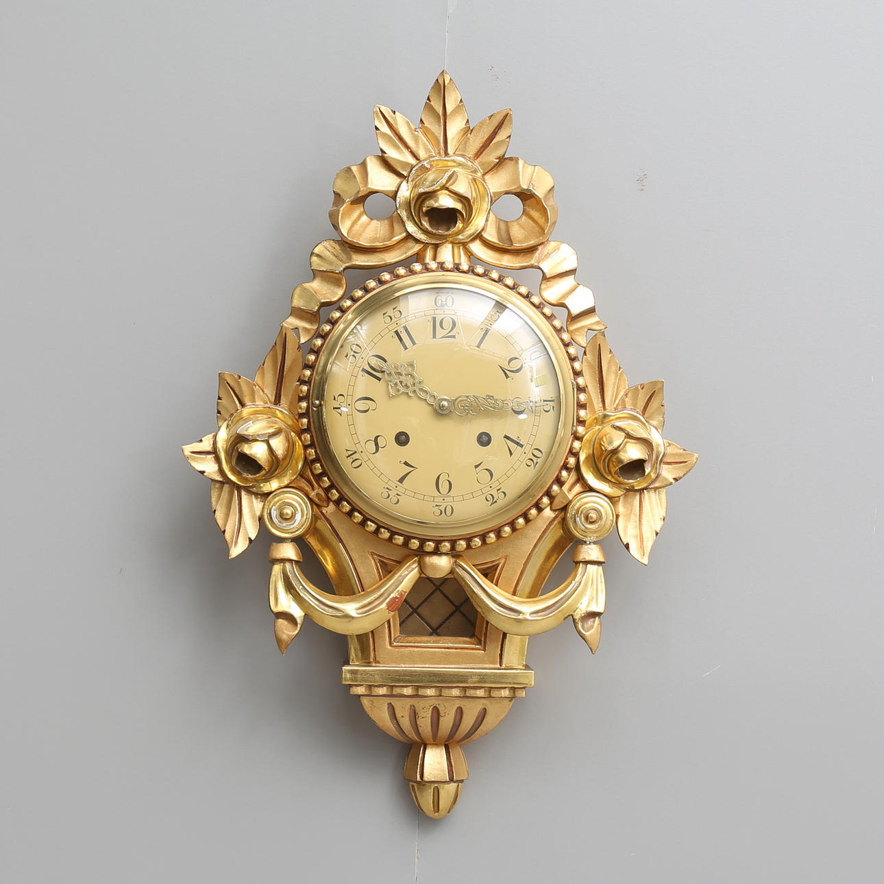 PENDYL, förgylld, 1900-talets mitt.