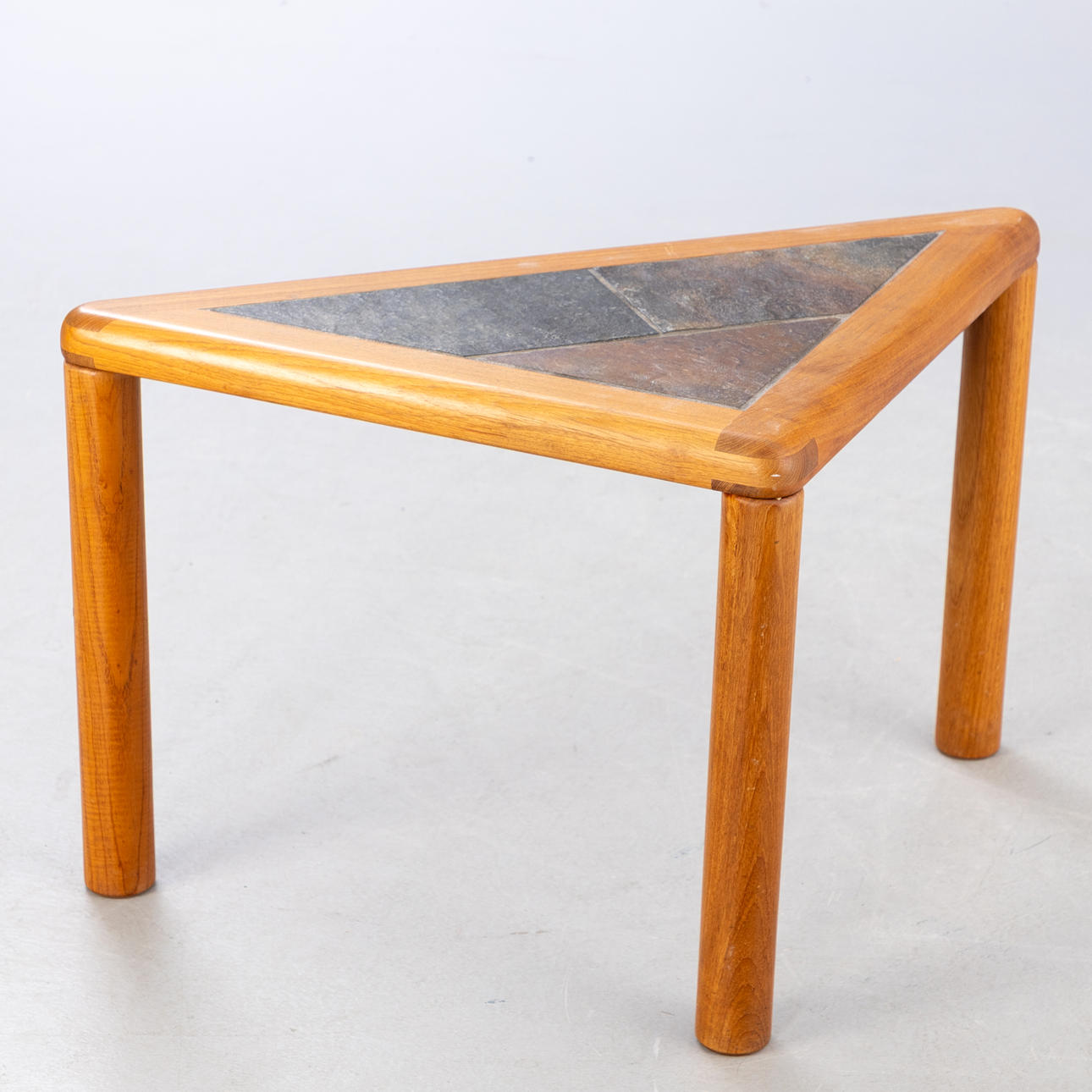 Haslev Møbelfabrik, corner table with tiles/flower stool in teak, Denmark.