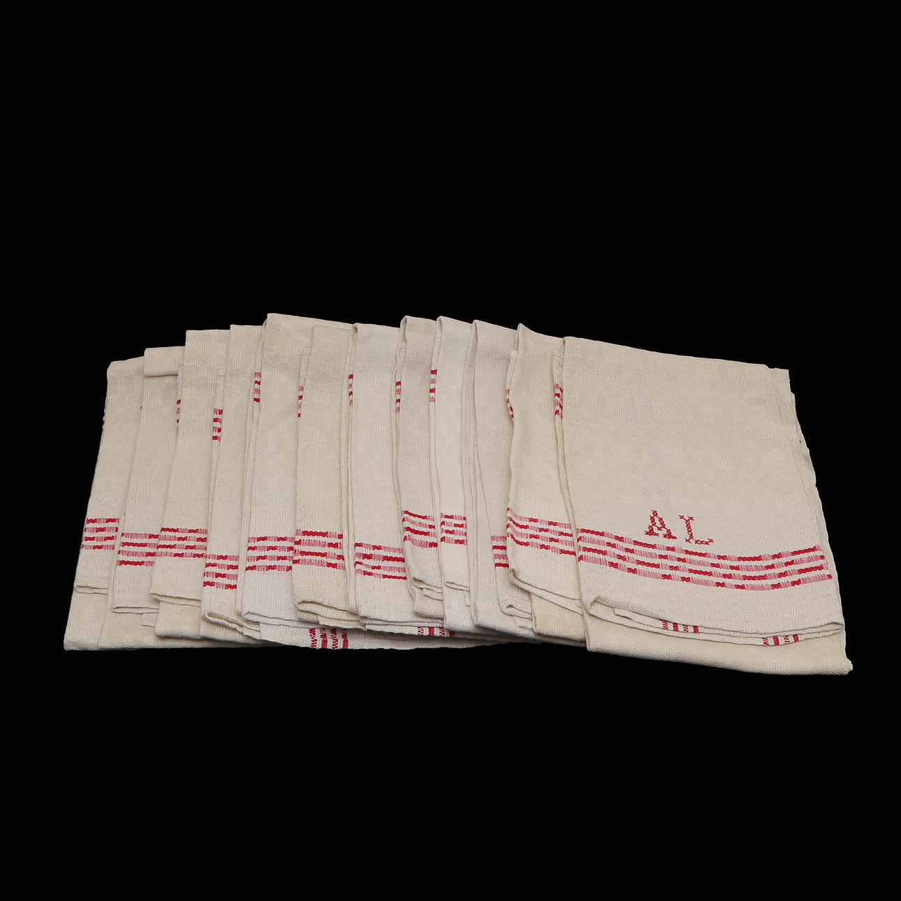 12 KÖKDHANDUKAR I LINNE, 1900-TAL.