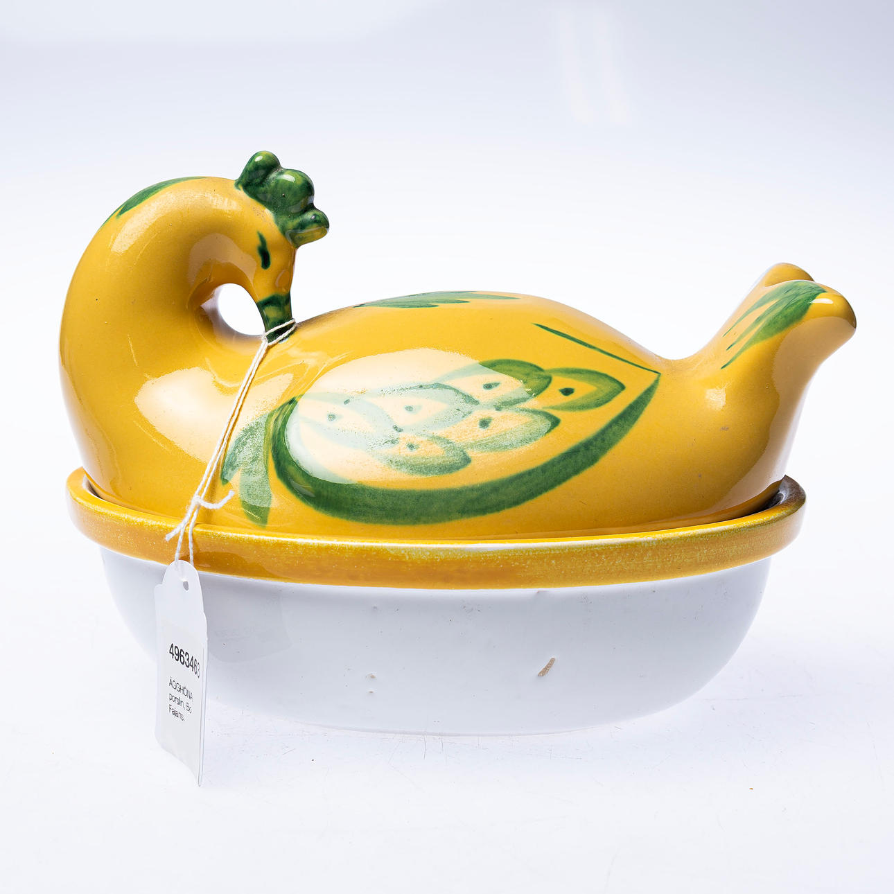 EGG HEN, porcelain, Bo Fajans.