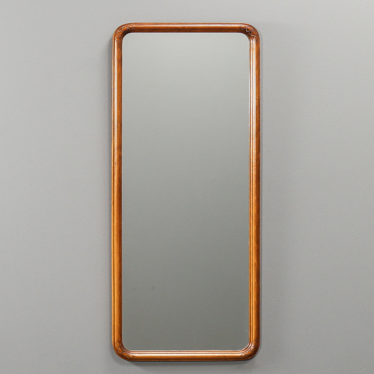 VÄGGSPEGEL med träram.