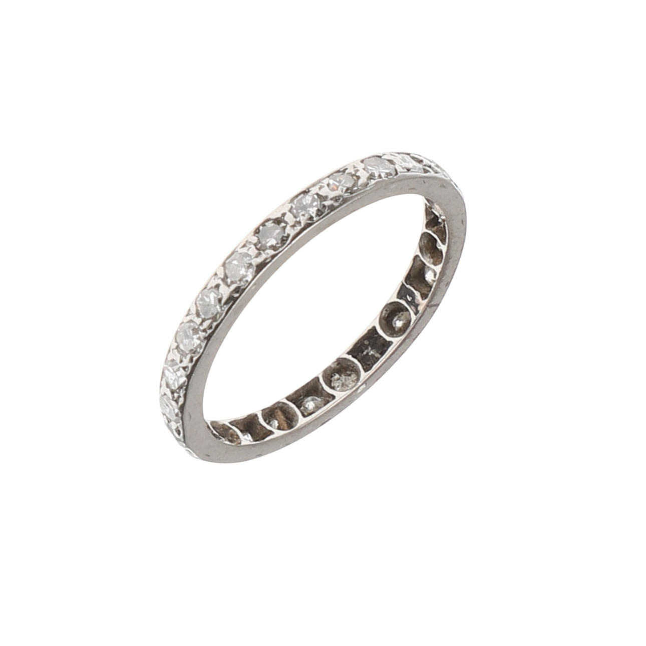 A DIAMOND SET ETERNITY RING.