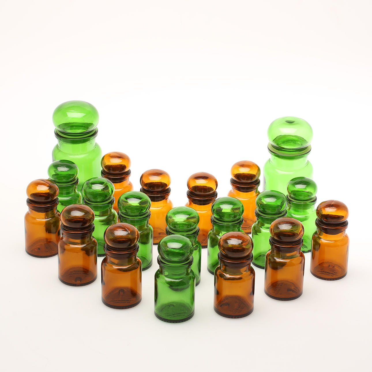 KRYDDBURKAR, 20 st, färgade glas, 1970-tal.