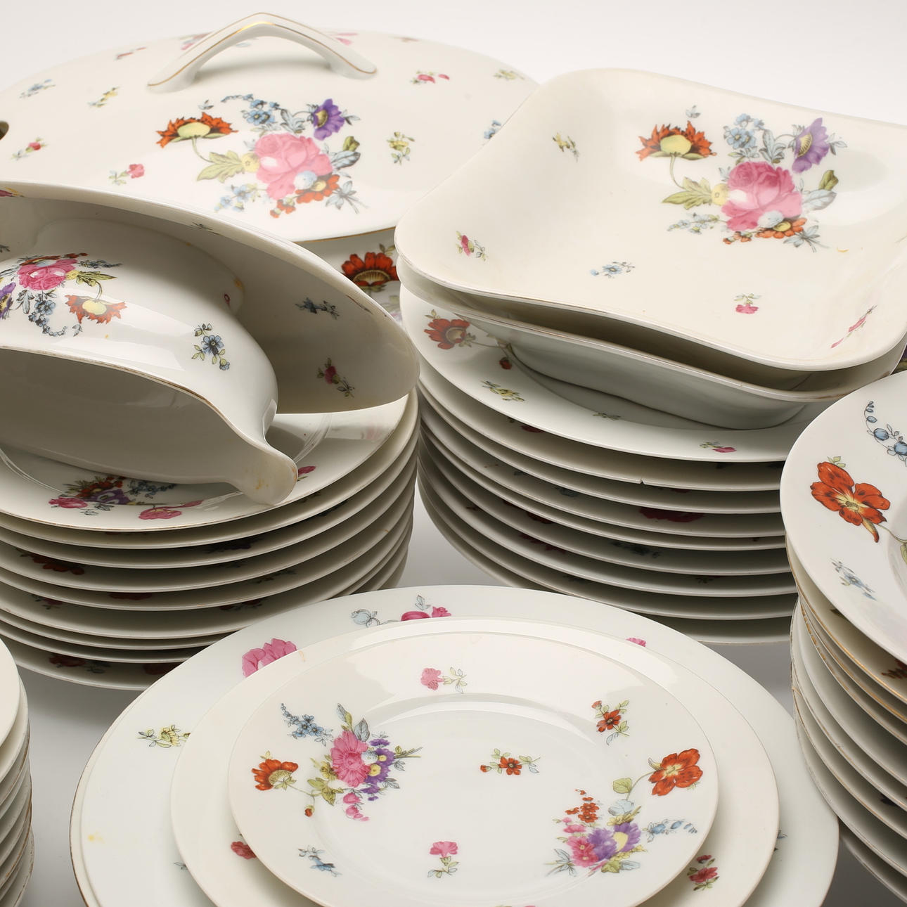 MATSERVIS, 51 delar, porslin, Epiag Royal, Tchekoslovakia.