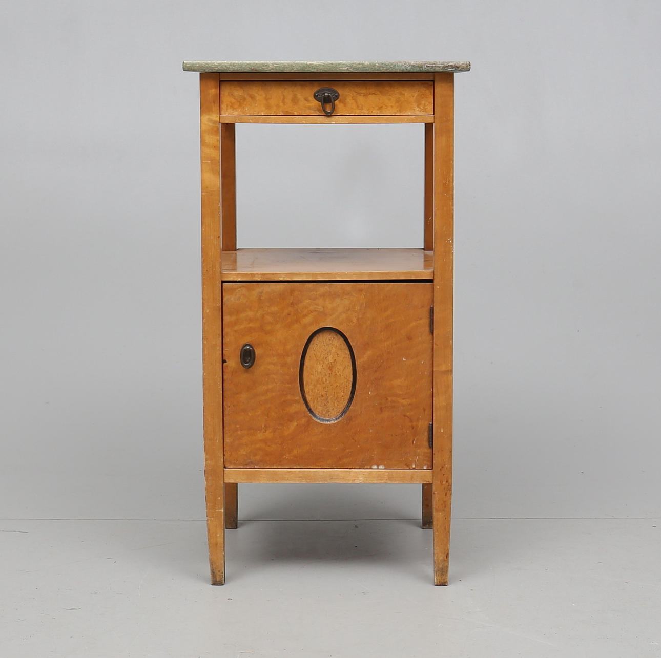 SÄNGBORD, 1900-talets början.