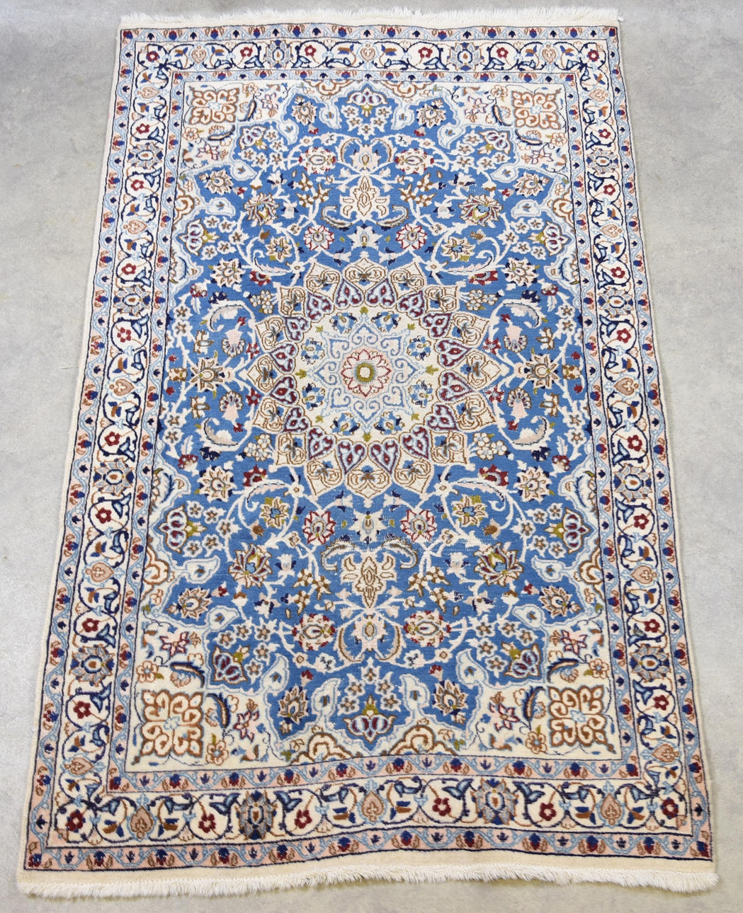 MATTA, Persisk Nain 192 x 119 cm.