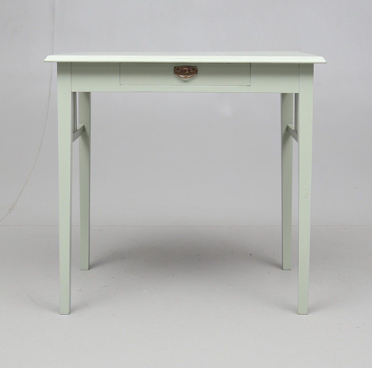 DAMSKRIVBORD, jugend, 1920-tal.