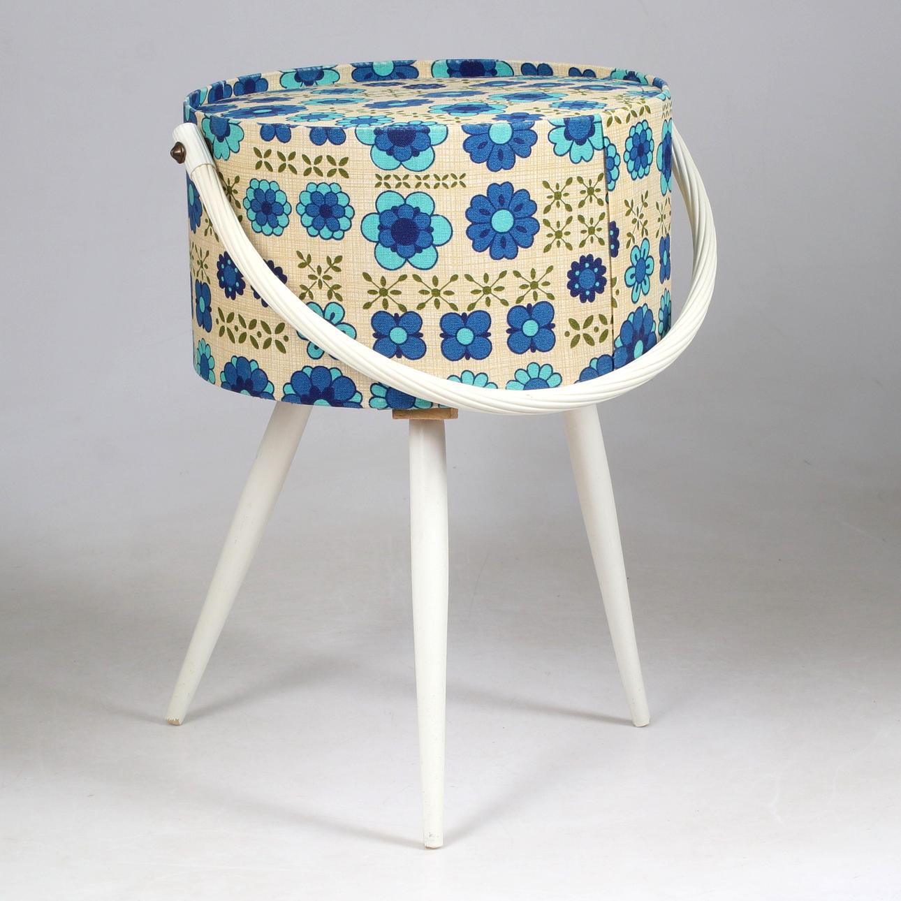 SISKRIN, wood, plastic. 20th century.