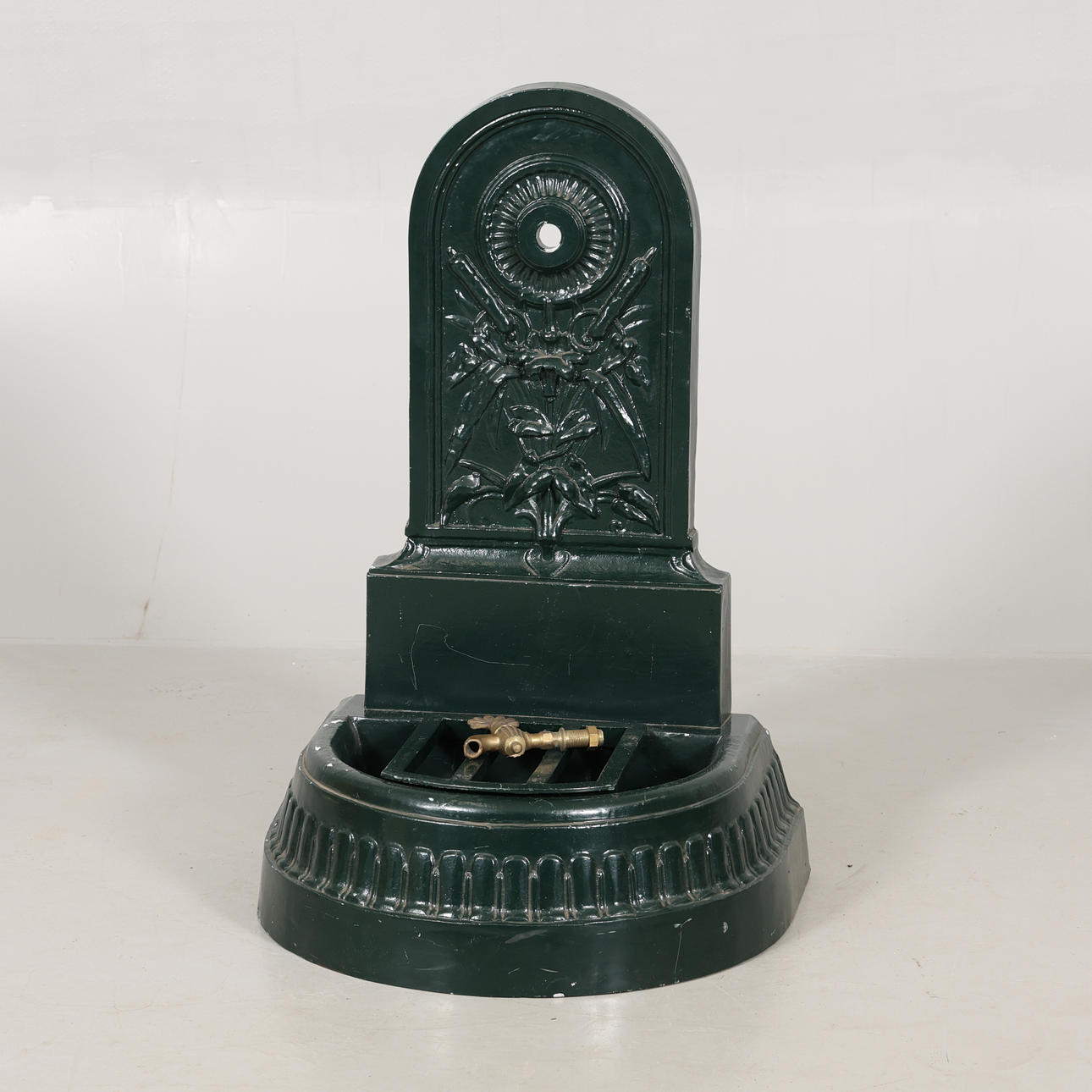 GARDEN SINK, aluminium, painted.