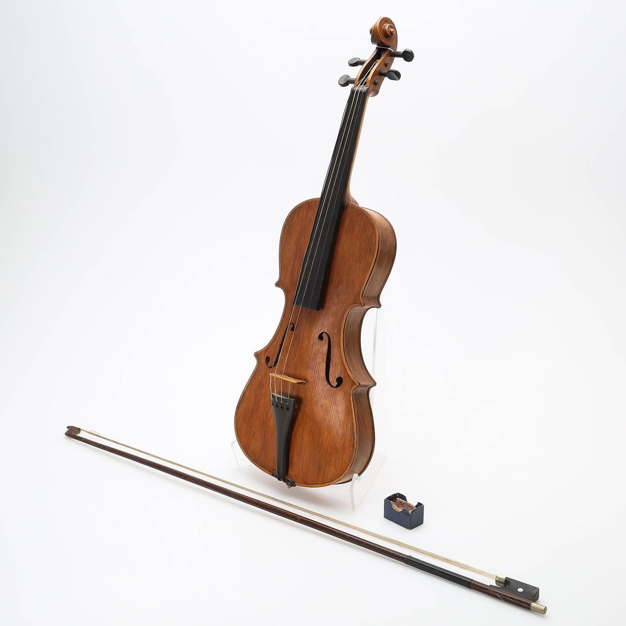 A two-piece violin with string, 20th century.