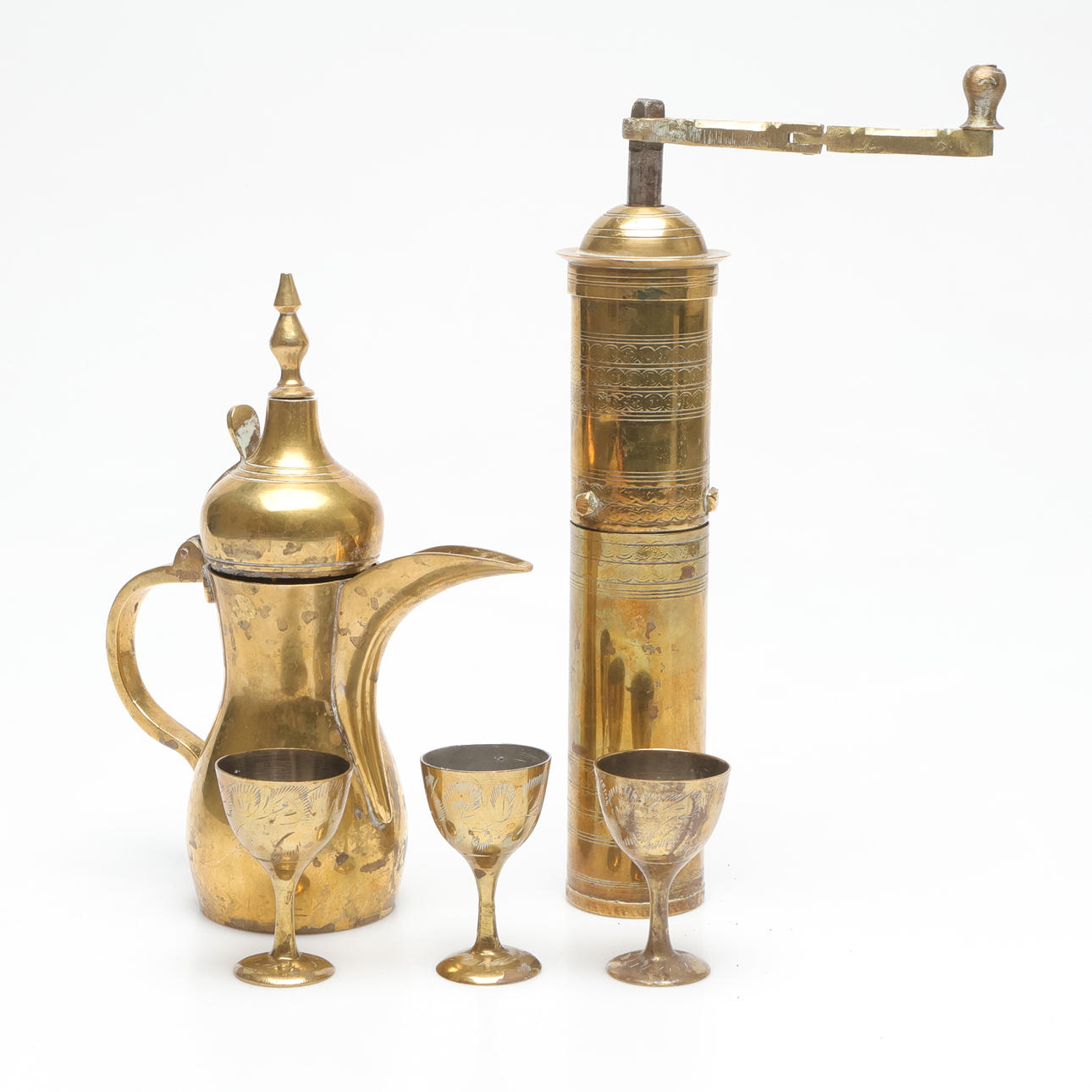 ORIENTAL OBJECTS, 5 pieces, Turkey.