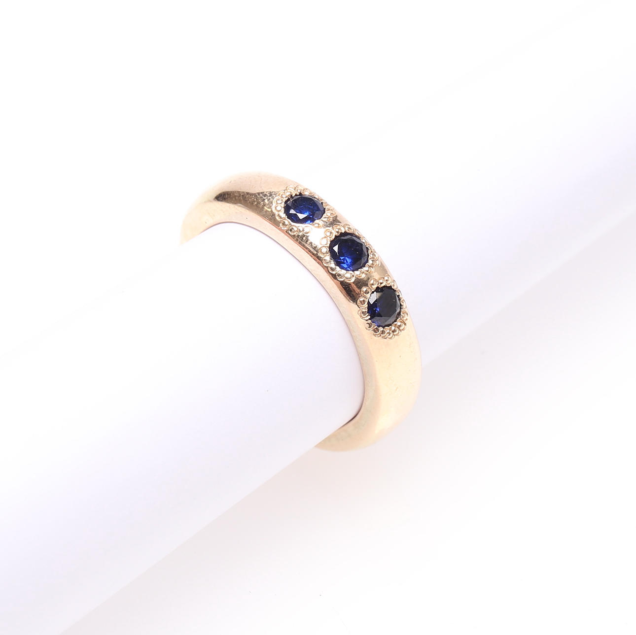 RING, med 3 stenar, 14k, Guld, vikt cirka 16 gram.