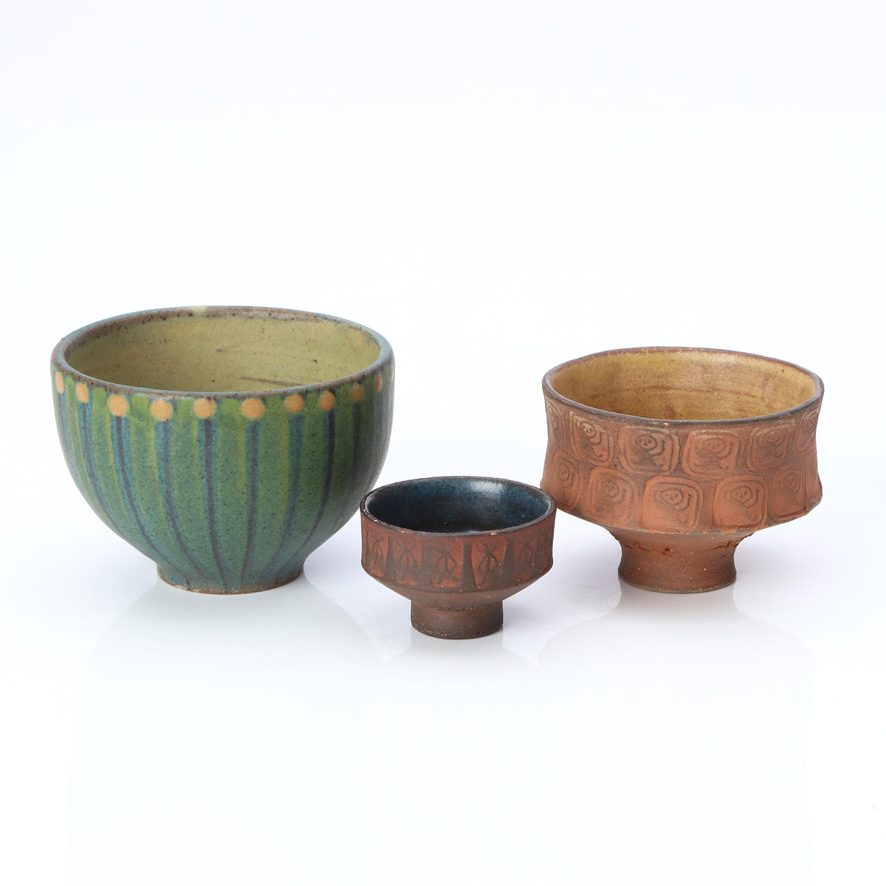 DEEPDAHL, BOWLS, THREE PCS. Glazed ceramics. Denmark. Signed.