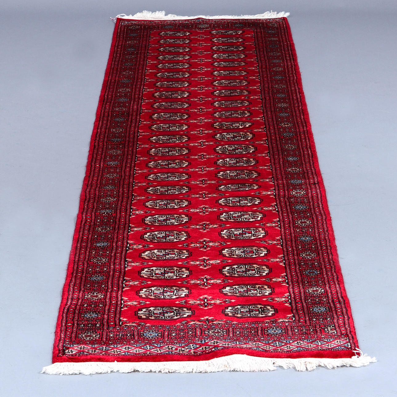 ORIENTALISK MATTA, 355 x 77 cm.