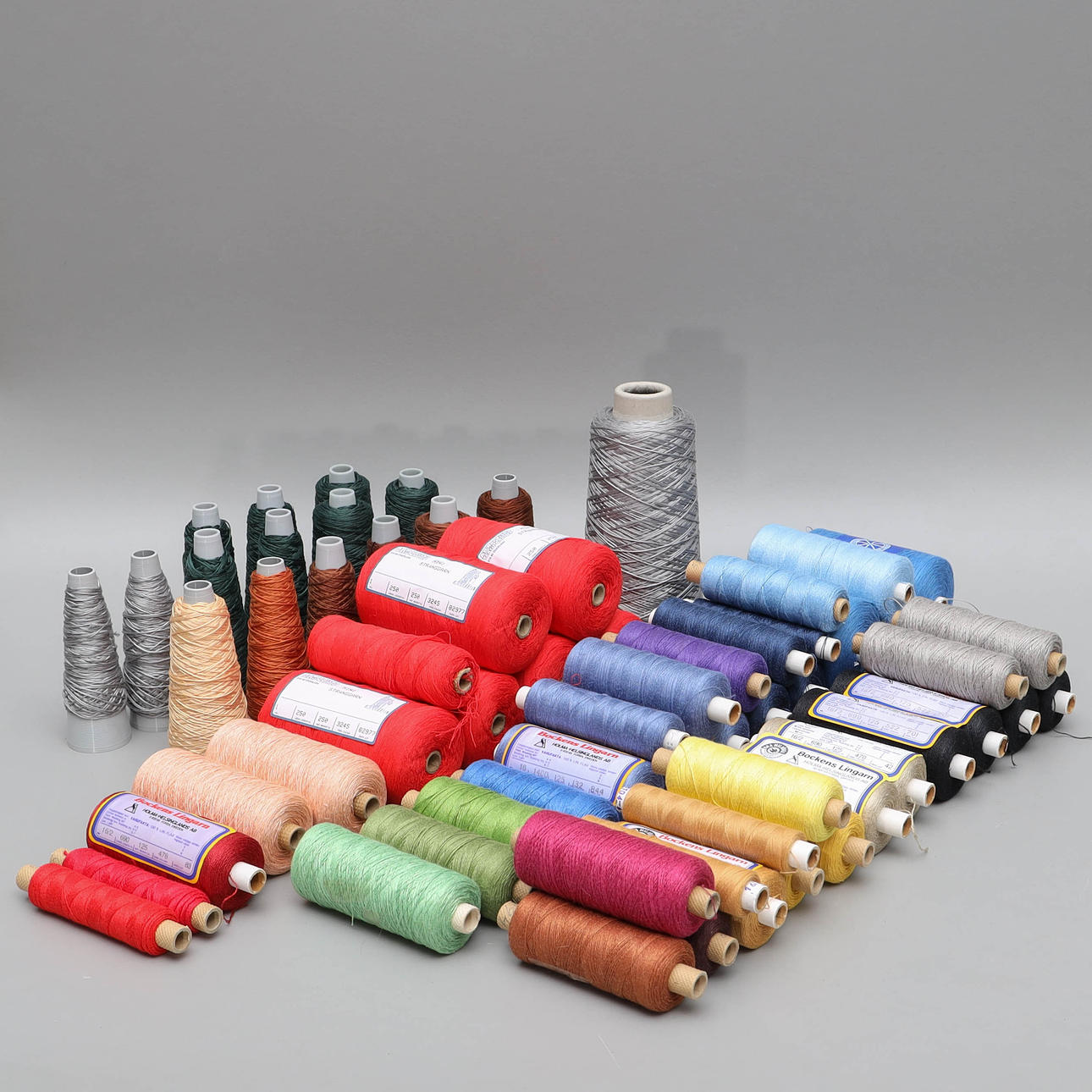 COLLECTION YARN, linen and cotton.