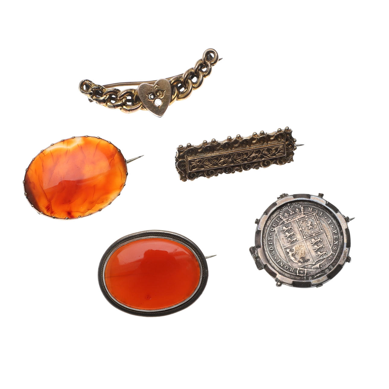 FIVE VARIOUS BROOCHES.