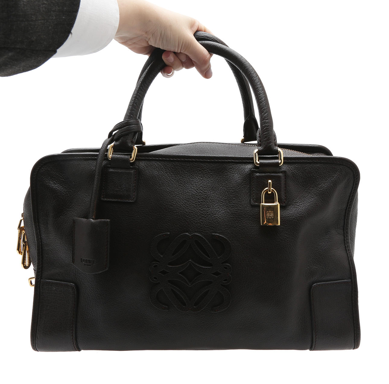 LOEWE. “Amazona” bag.