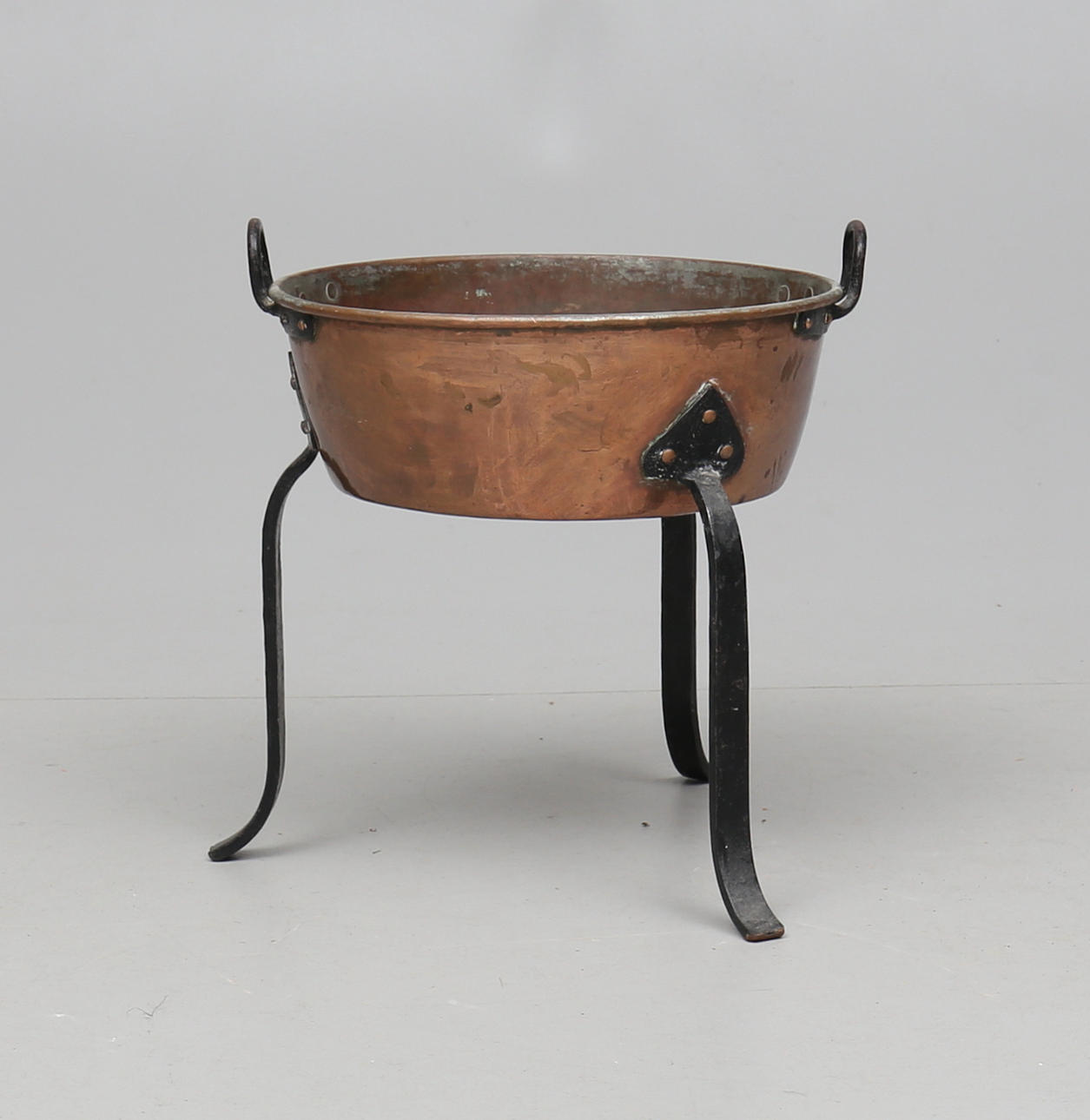 KOPPARGRYTA PÅ SMIDESSTÄLLNING, 1900-talets början.