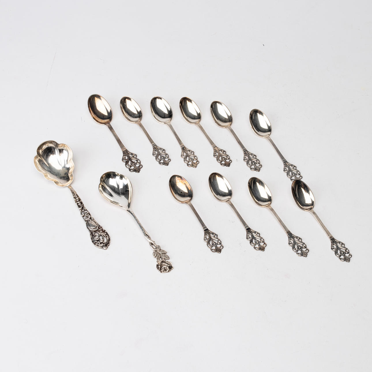 Spoons, 10+2 pcs, silver, Norway and GEWE.