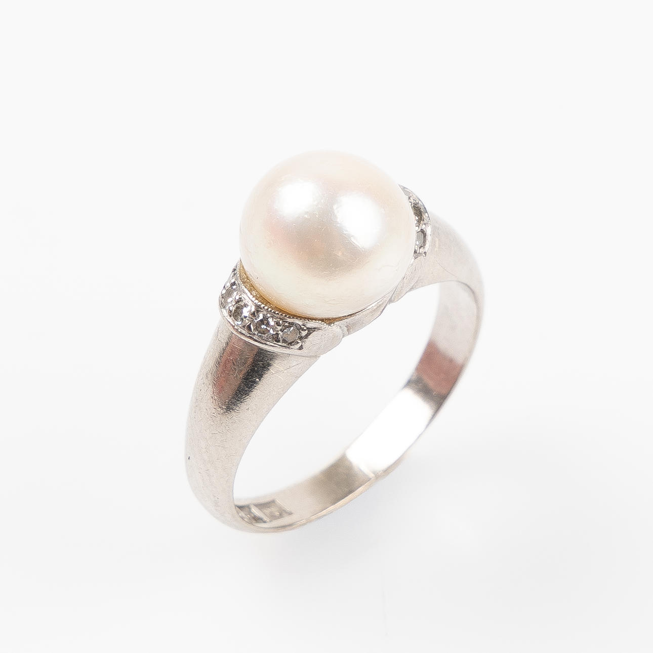 RING, 18K white gold.