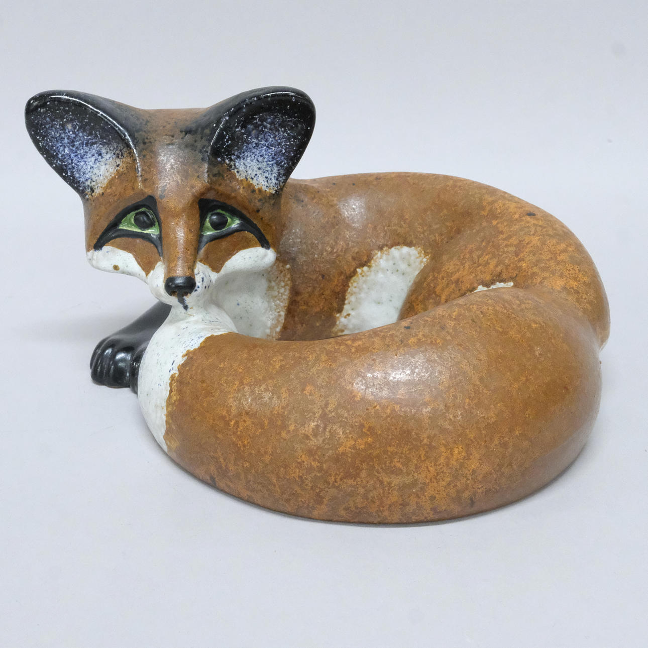 THOMAS HELLSTRÖM. FIGURIN, RÄV, NITTSJÖ.