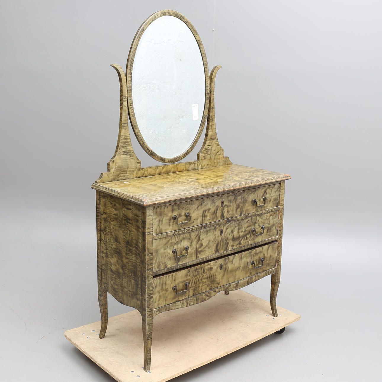 SPEGELBYRÅ, 1900-talets första hälft.