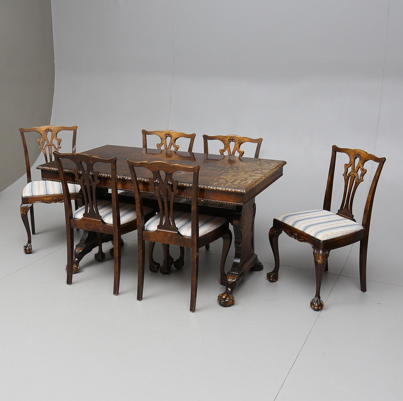 MATSALSMÖBEL, 7 delar, chippendalestil, 1900-tal.