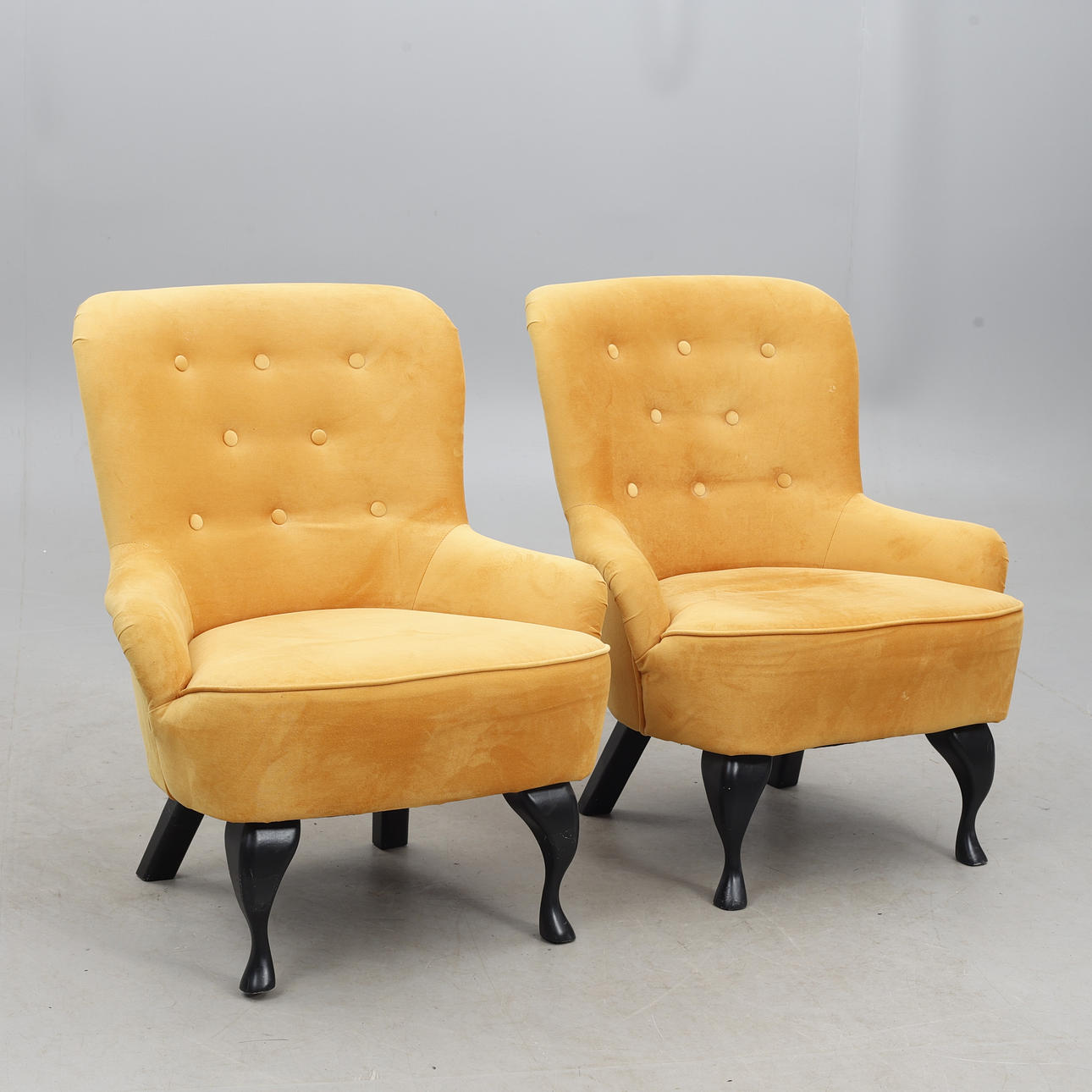 FÅTÖLJER, ett par, 1900-talets andra hälft.