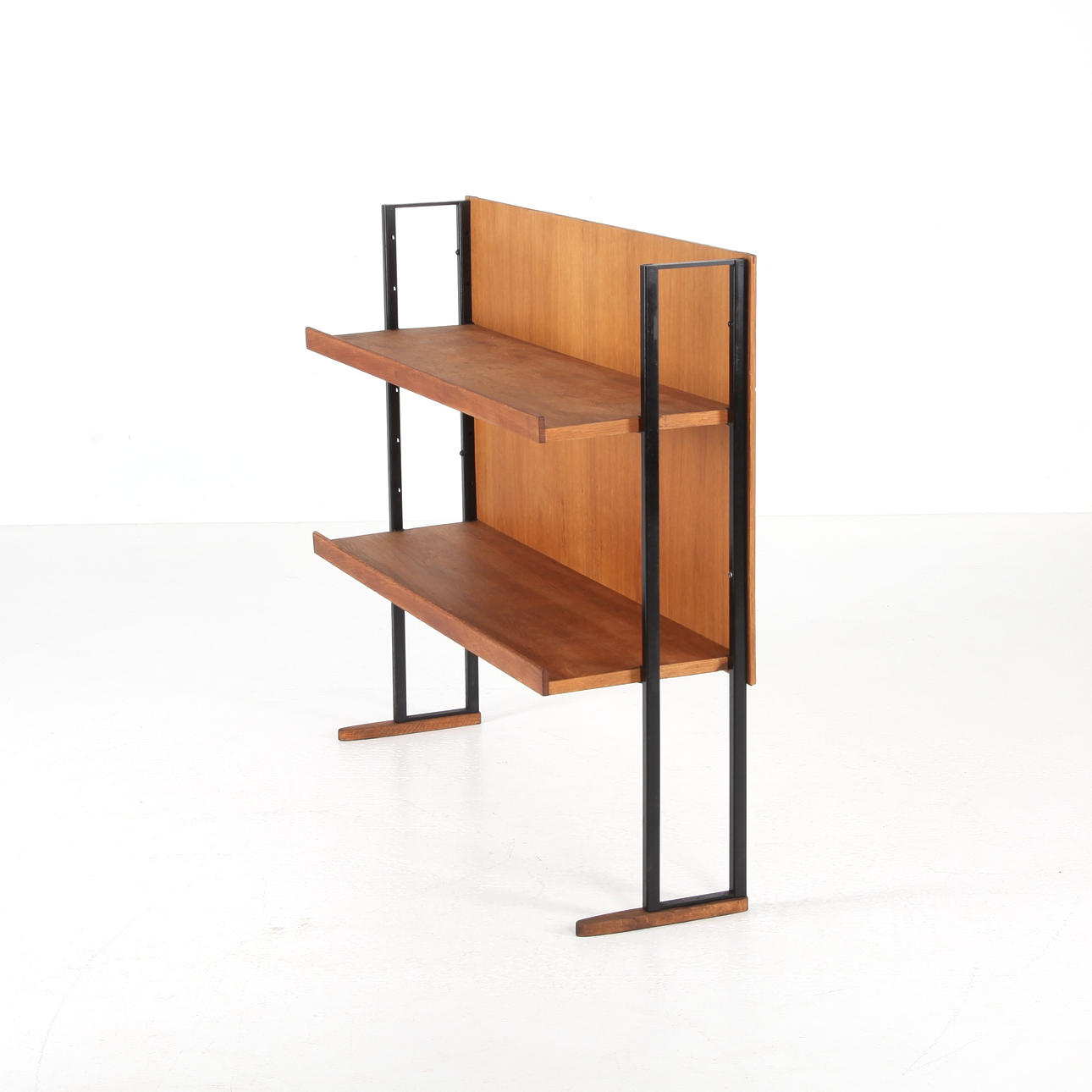 SHELF, 95 cm high, Sweden 1950/60s.