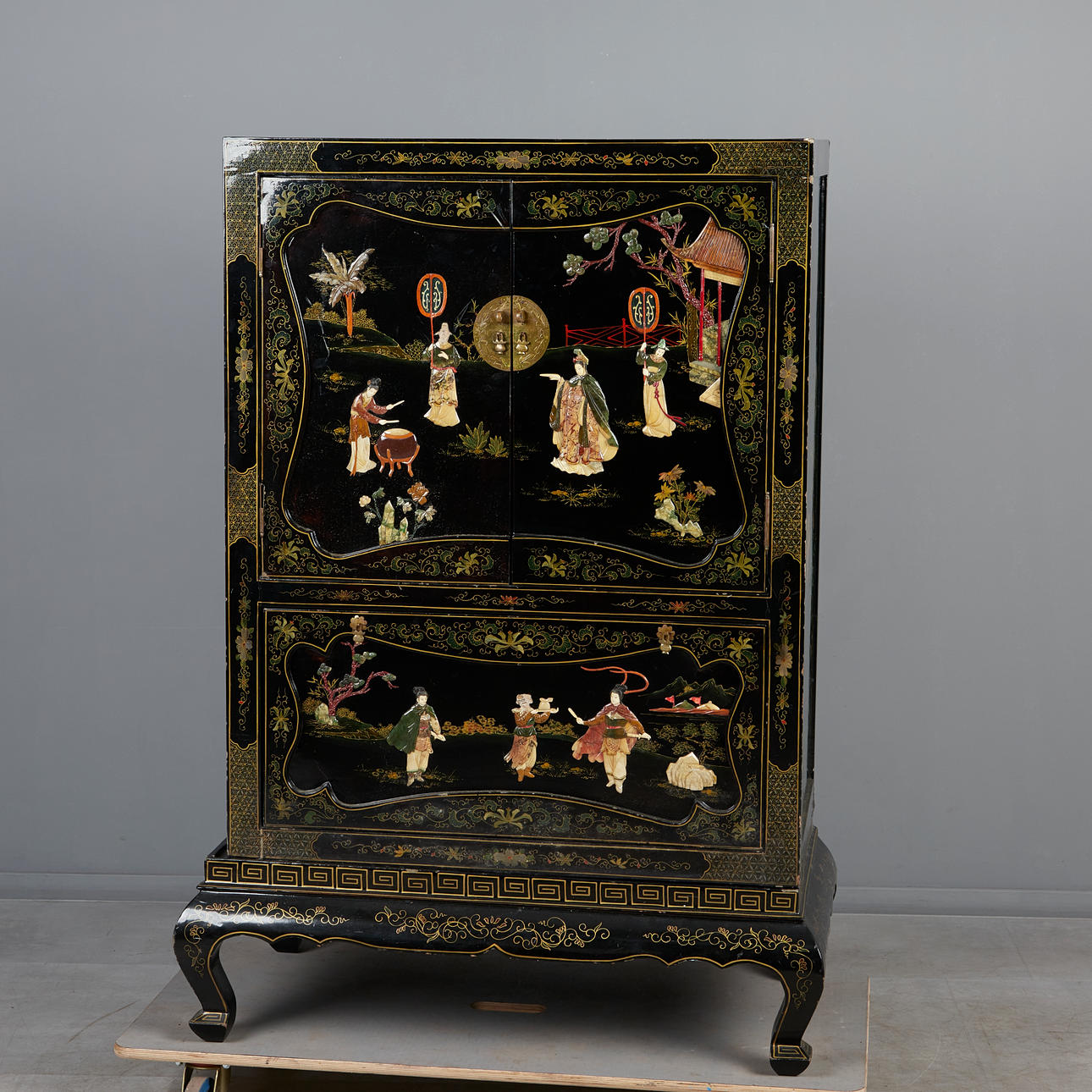 Chinese wedding cabinet, 20th century.