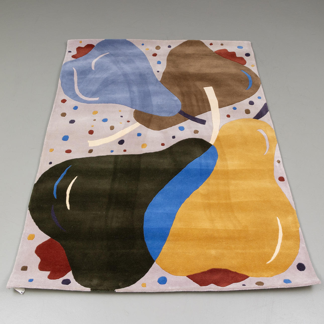 CARPET, hand-toughened Pear.