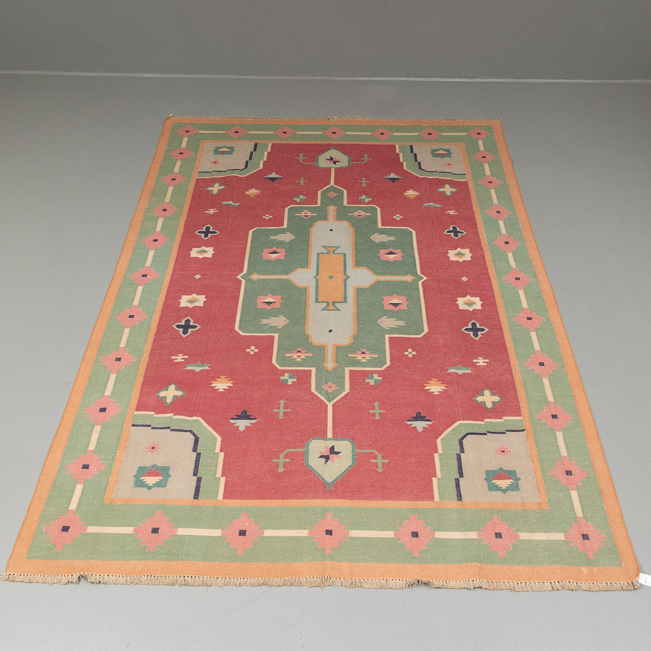 MATT, Kelim., Dhurrie.