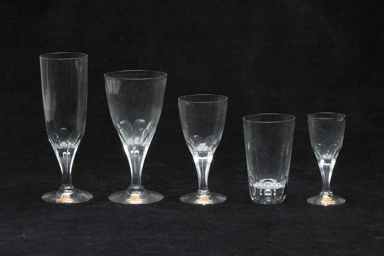 GLASSERVIS, 60 delar. "Stockholm", Magni Magnusson för Skruf, formgiven 1935.