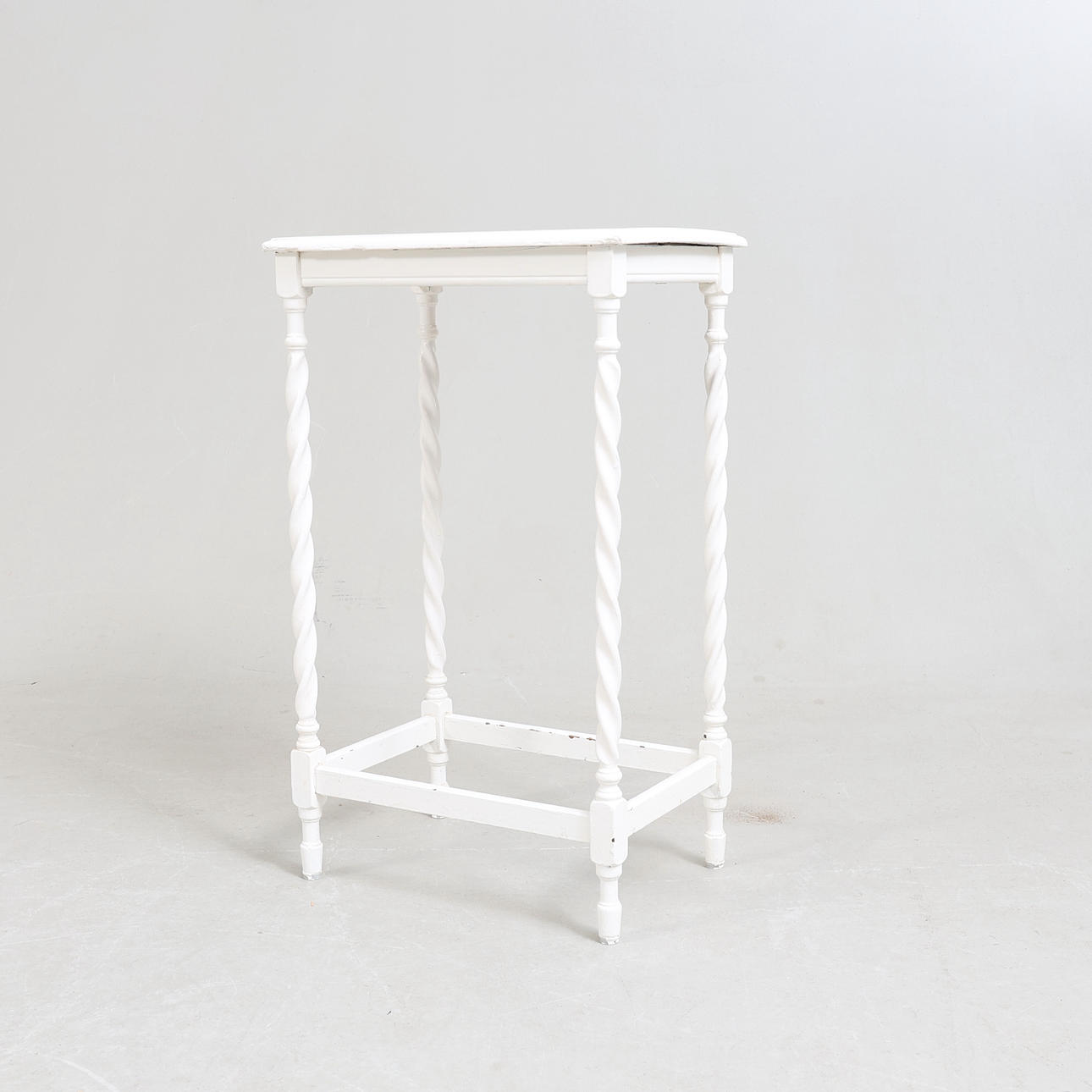 A wooden hall table, 20th century.