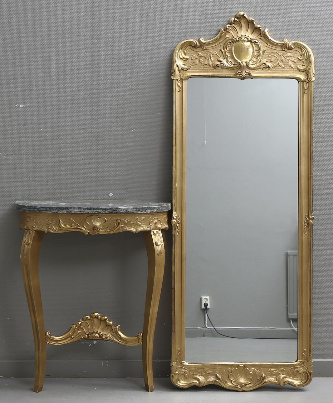 SPEGEL MED KONSOLBORD, rokokostil, 1900-tal.