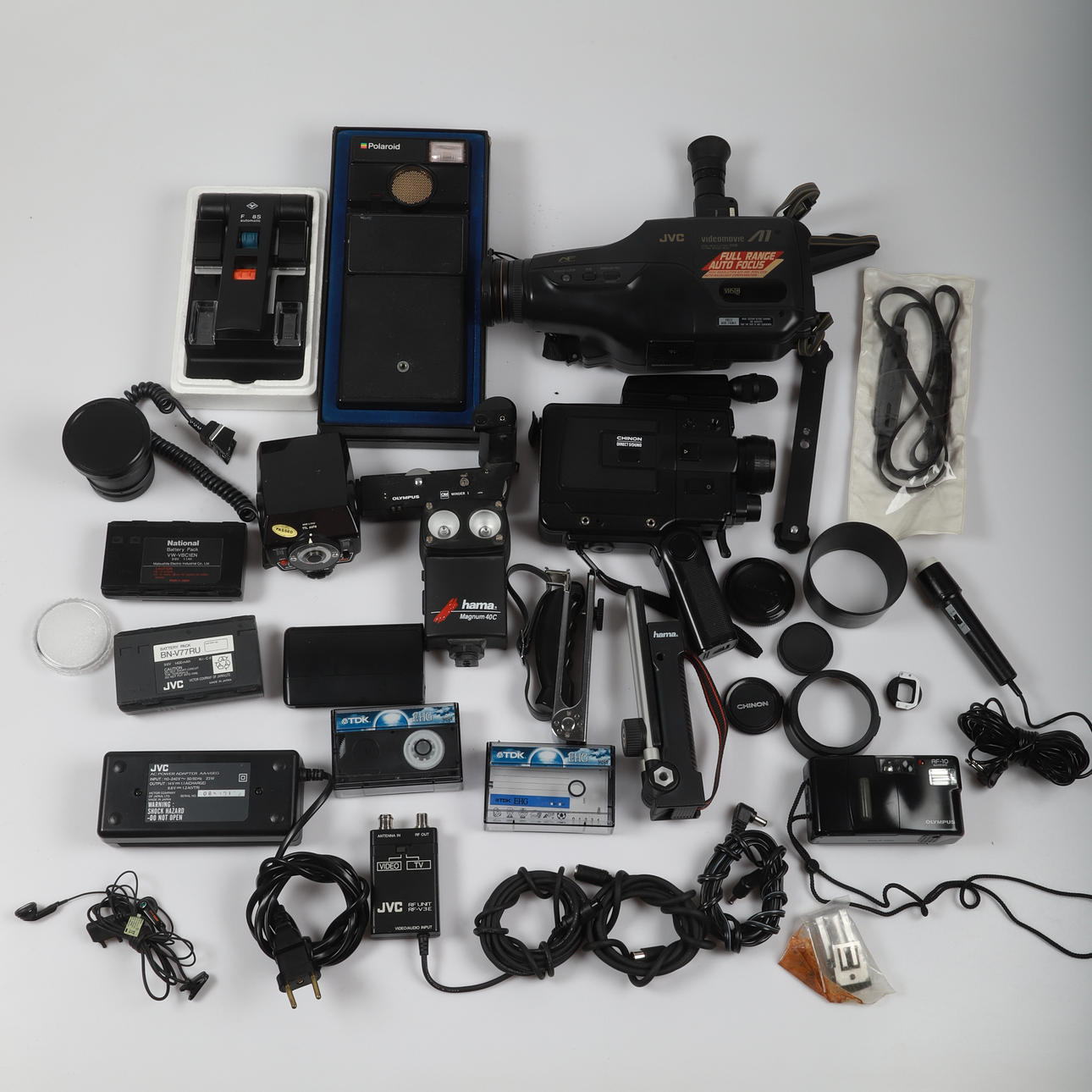 CAMERAS WITH ACCESSORIES, lot.