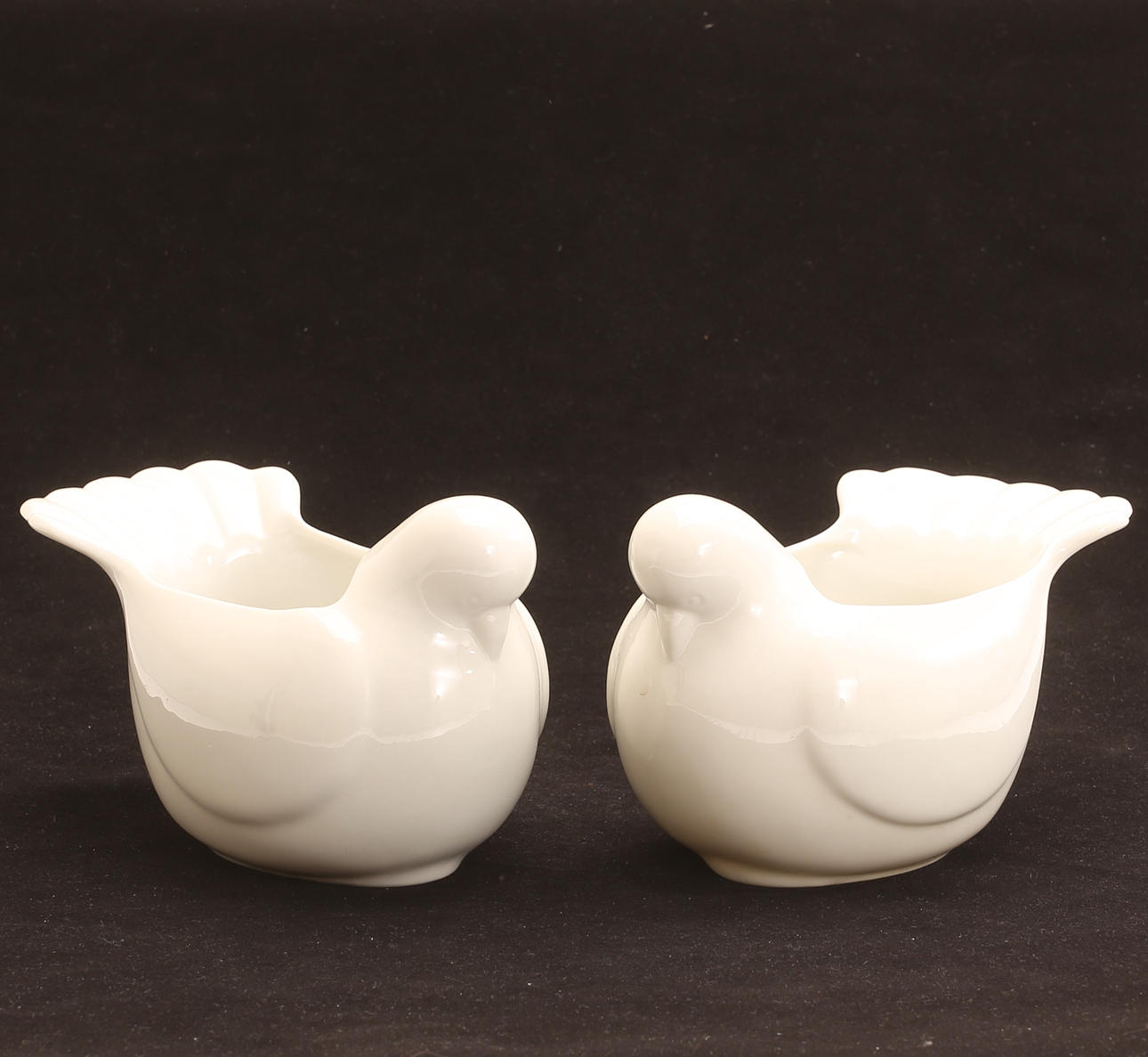 LISA LARSON. Bowls, 2 pieces, signed.